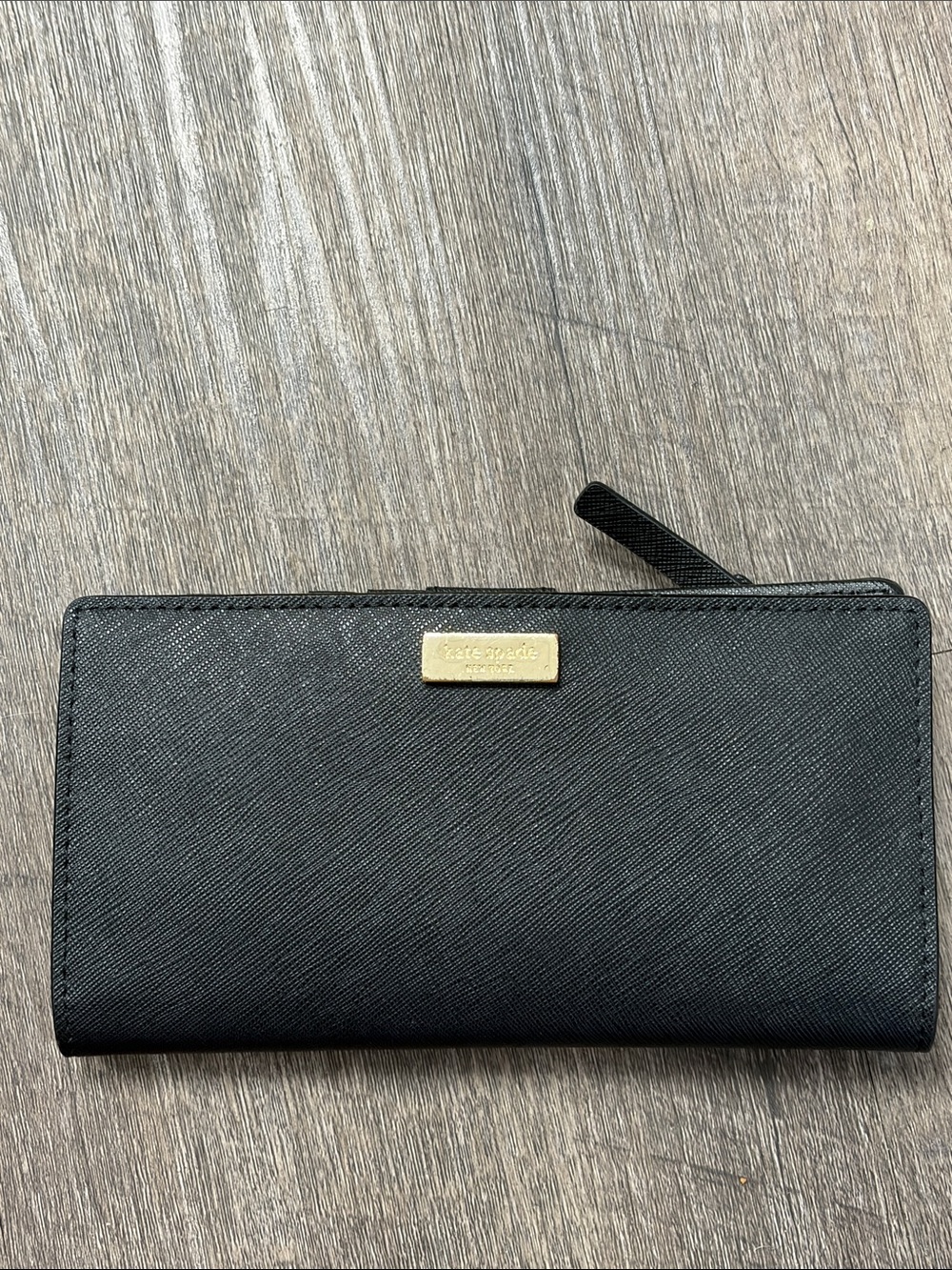 kate spade Black Saffiano Zip-Around Wrist Wallet with Gold Plaque